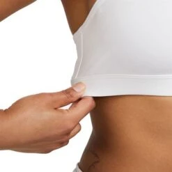 Nike Swoosh Medium Support Bra 6 Nike Swoosh Medium Support Bra -Outlet Fila Court Store DX6821 100 4